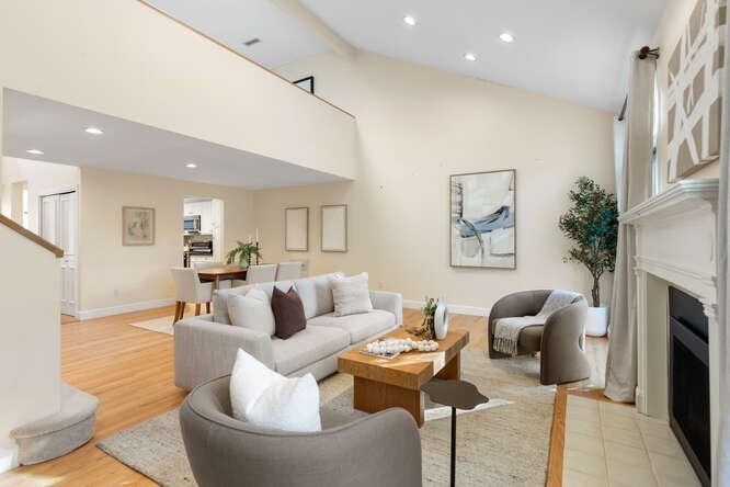 7 Wainwright Road # 15