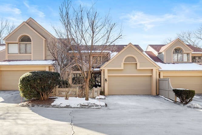 7 Wainwright Road # 15