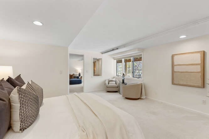 7 Wainwright Road # 15