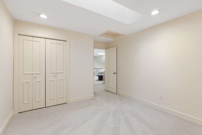 7 Wainwright Road # 15