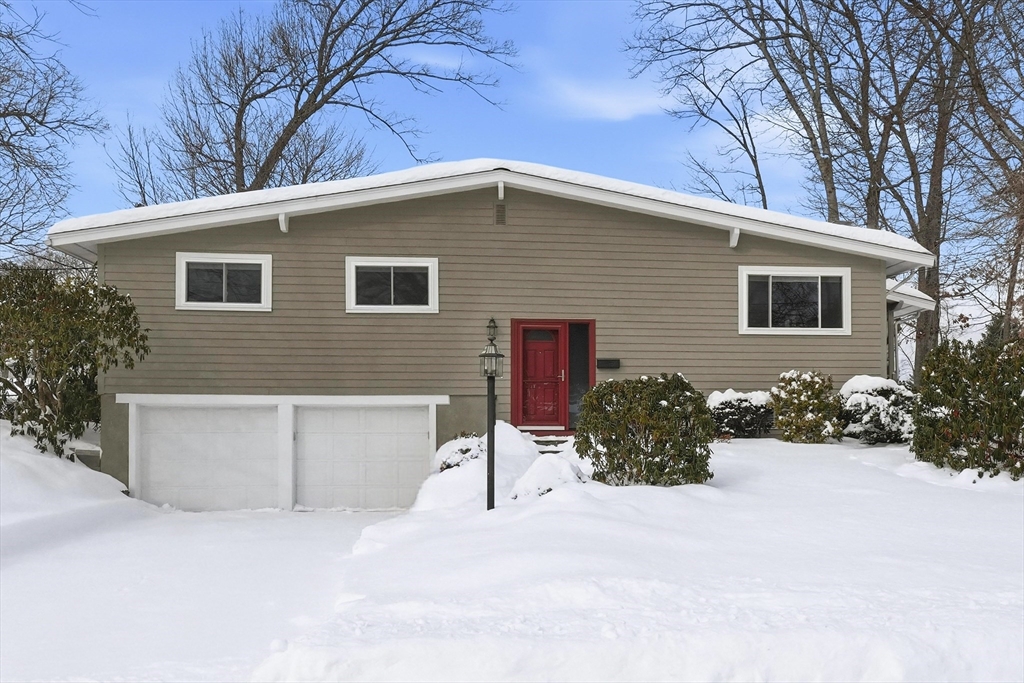 22 Debra Lane