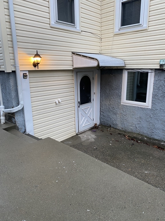 41 Winthrop Pkwy # B