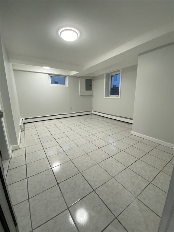 41 Winthrop Pkwy # B