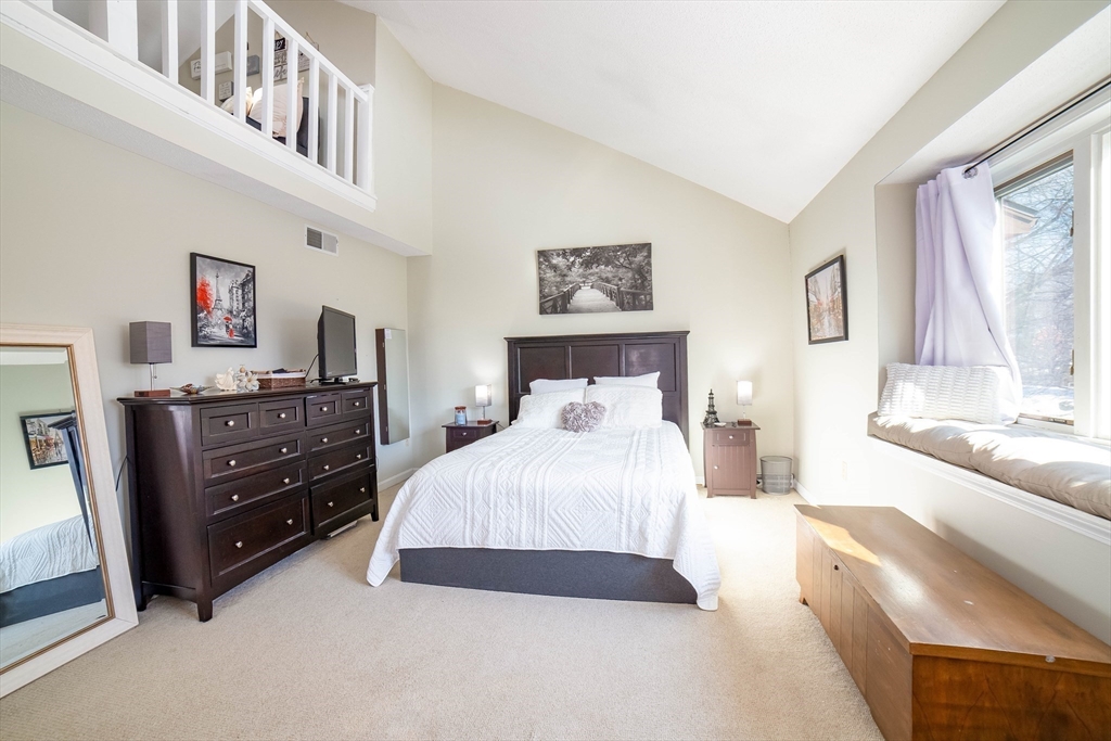 37 Scotty Hollow Dr # B