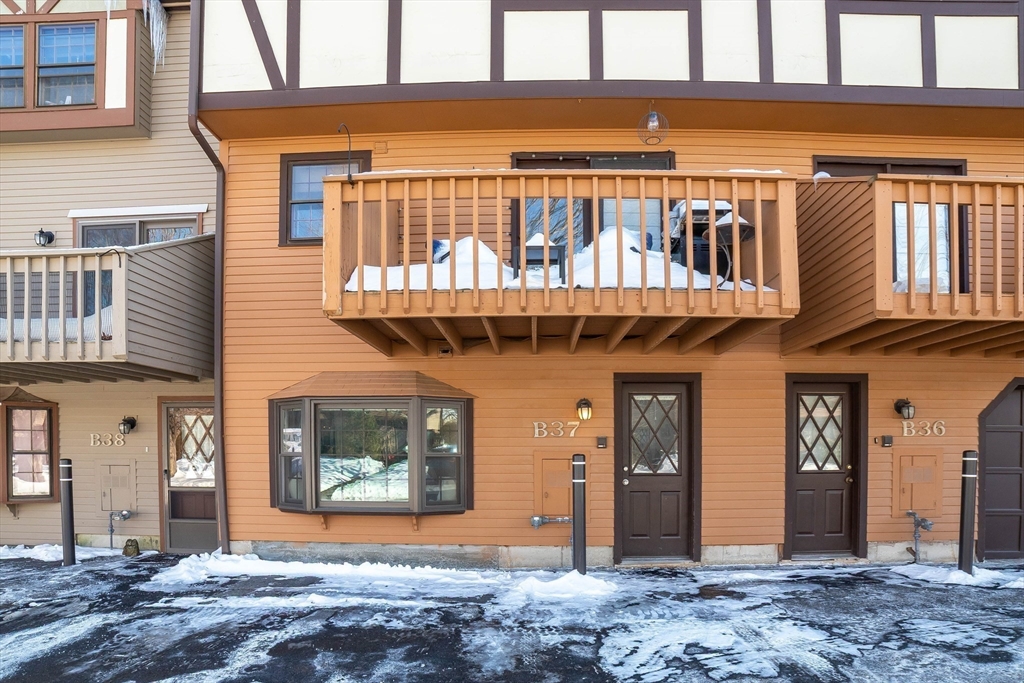 37 Scotty Hollow Dr # B