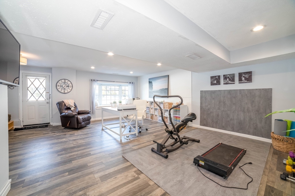 37 Scotty Hollow Dr # B