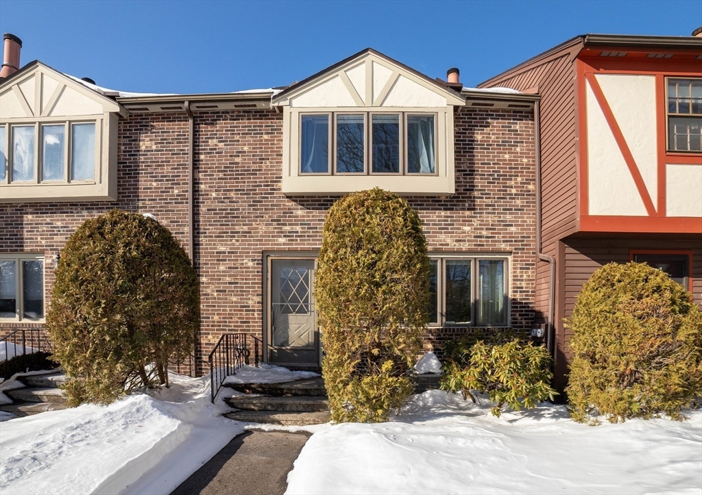 37 Scotty Hollow Dr # B