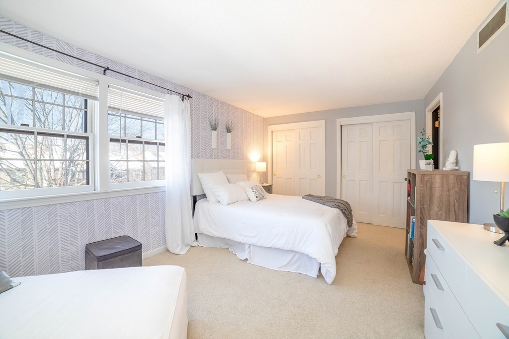 37 Scotty Hollow Dr # B