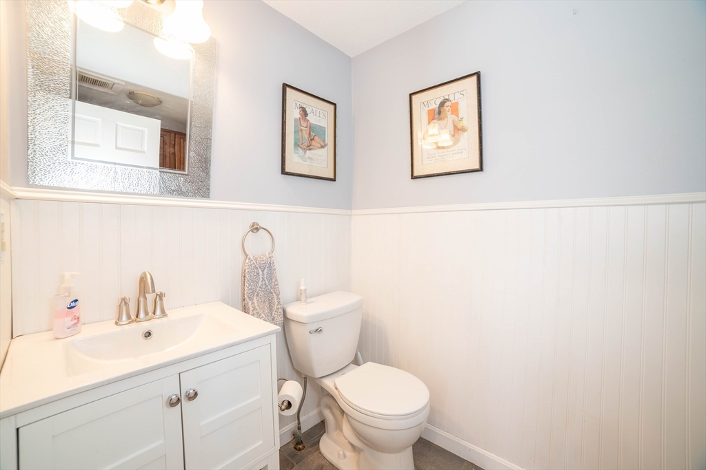 37 Scotty Hollow Dr # B