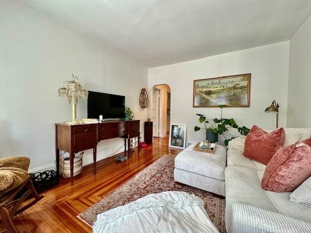 305 Cabot St. # 4