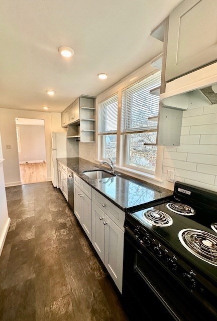 144 Robbins St # 4