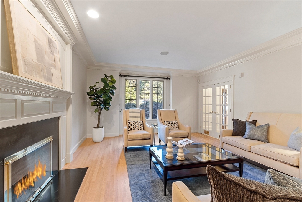 9 Garland Rd