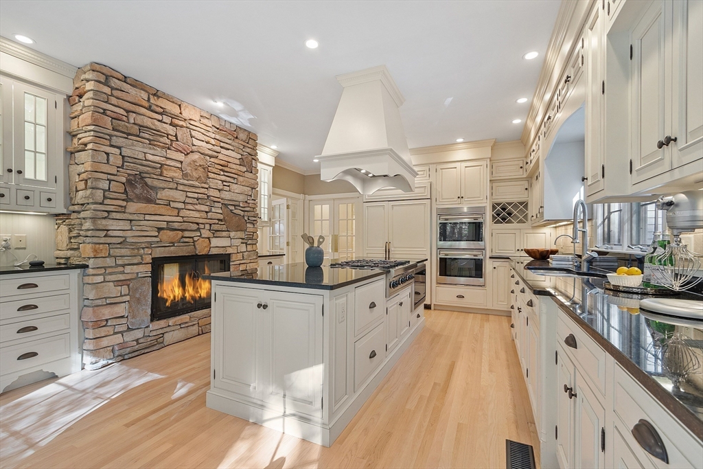 9 Garland Rd