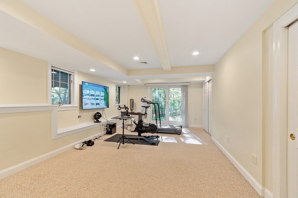 9 Garland Rd