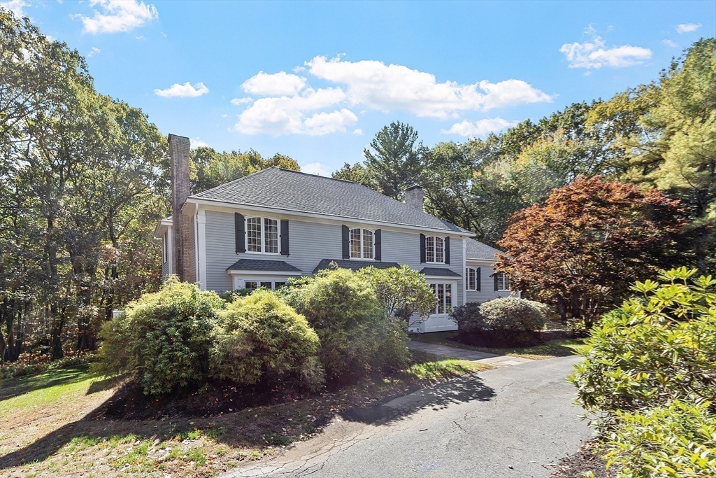 9 Garland Rd