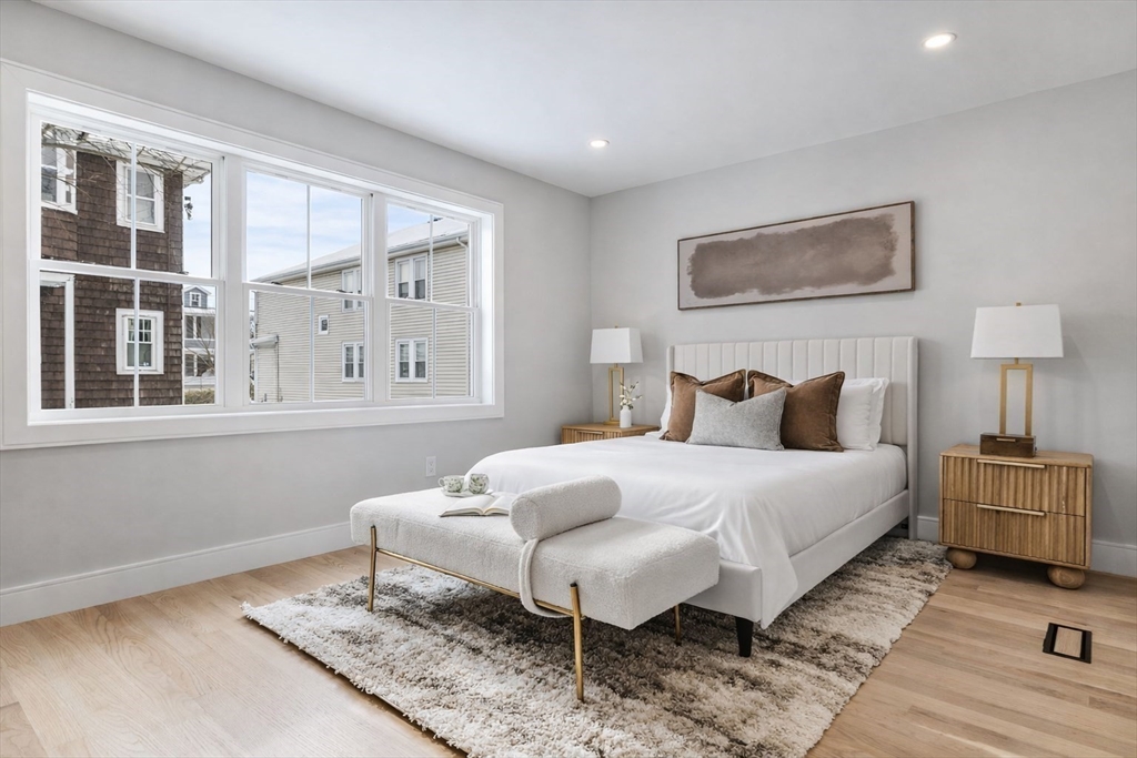 122 Woodruff Ave # 122