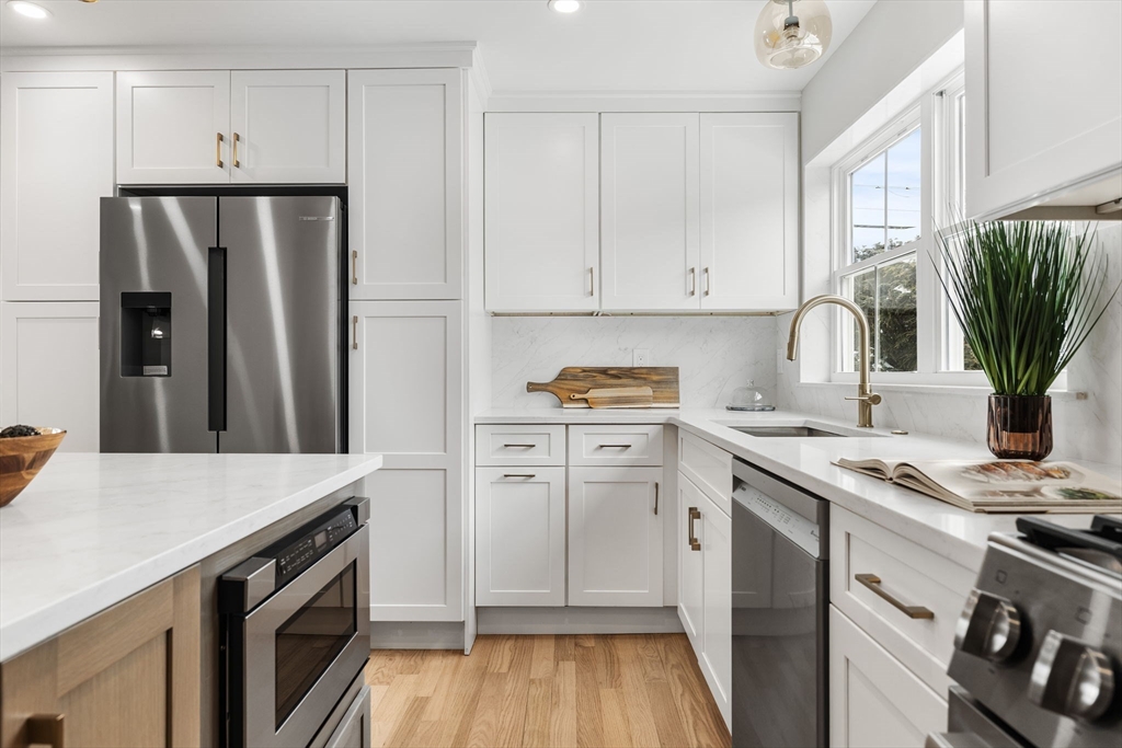 122 Woodruff Ave # 122