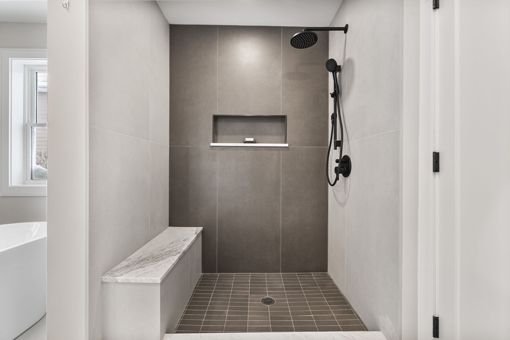 122 Woodruff Ave # 122