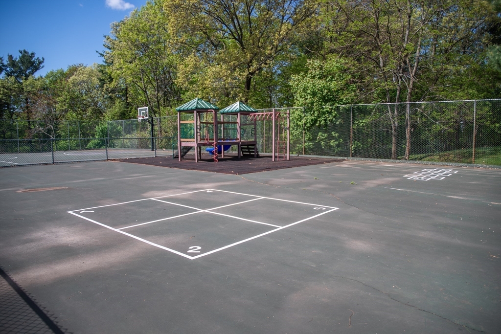 602 Franklin Crossing Rd Unit: 602