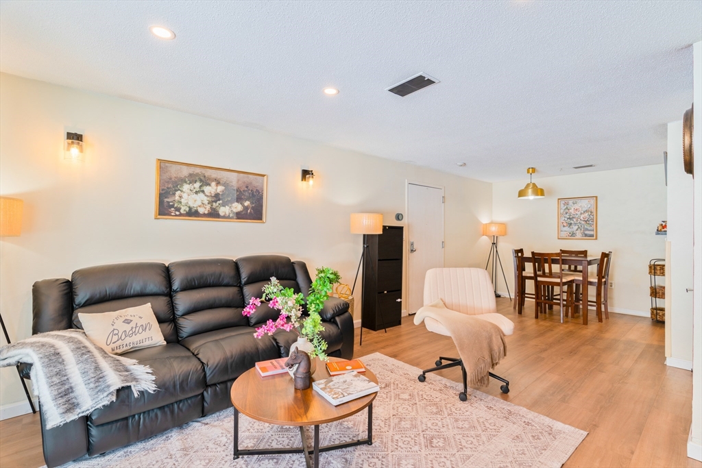 602 Franklin Crossing Rd Unit: 602