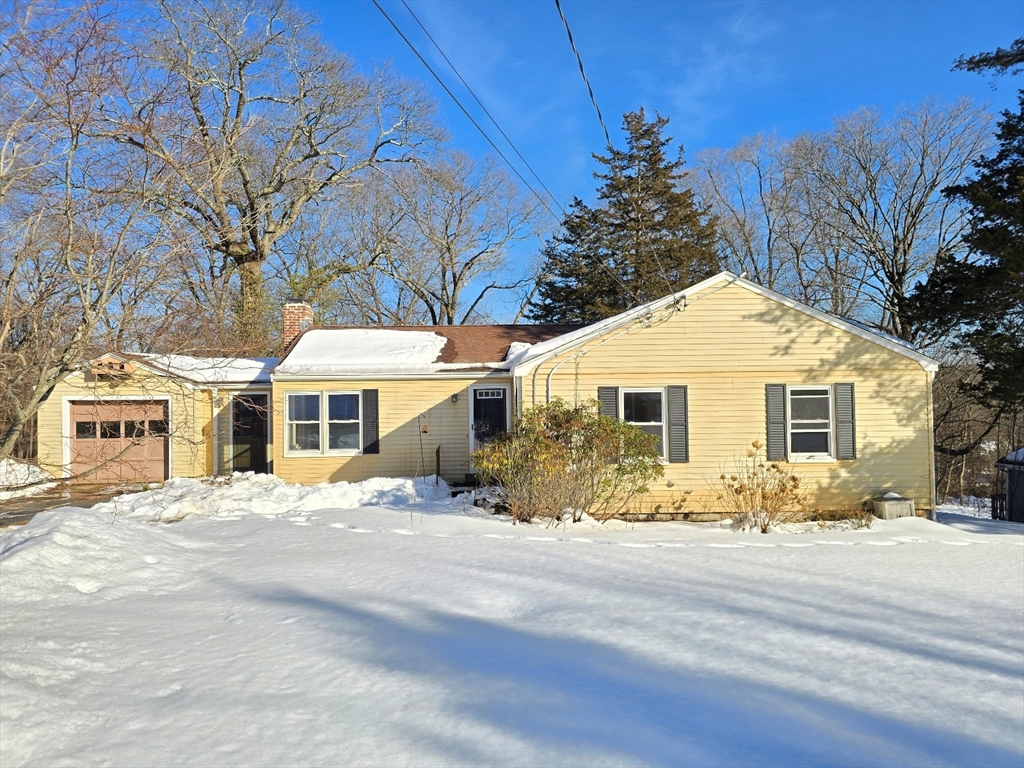 37 Riverview Dr