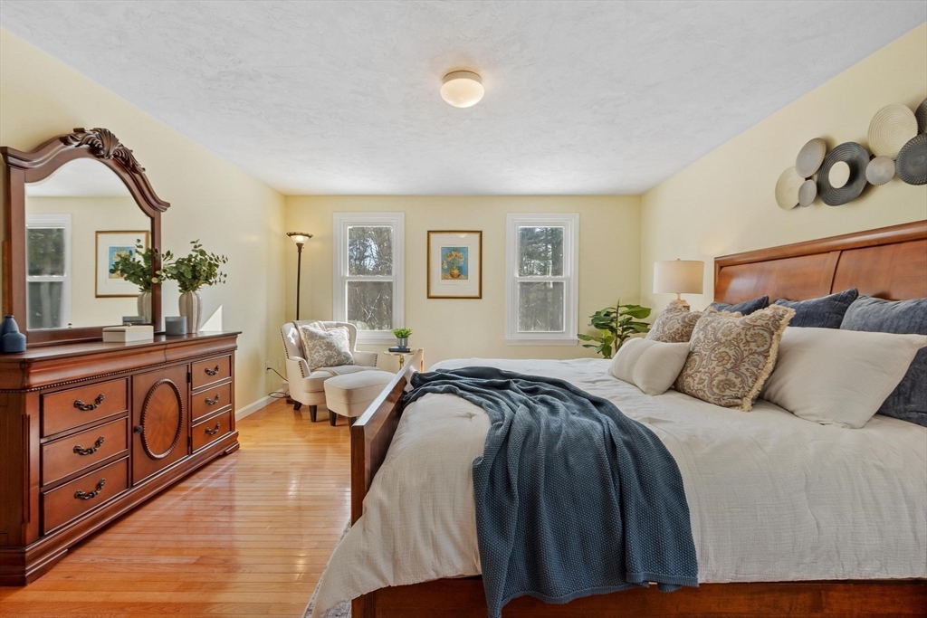 5 Perkins Lane
