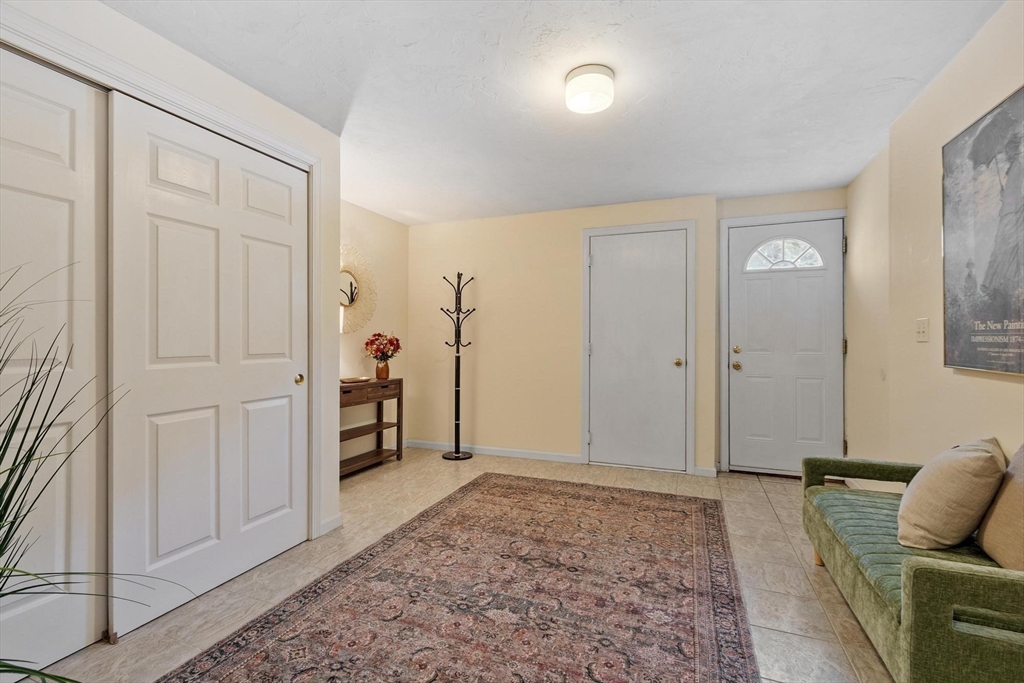5 Perkins Lane