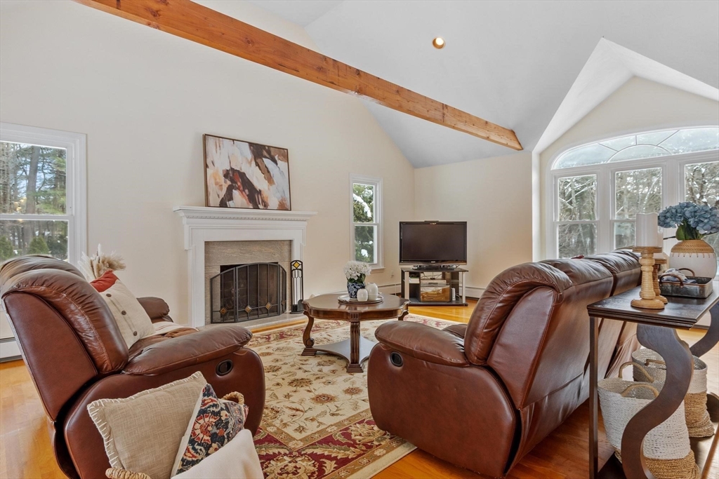 5 Perkins Lane
