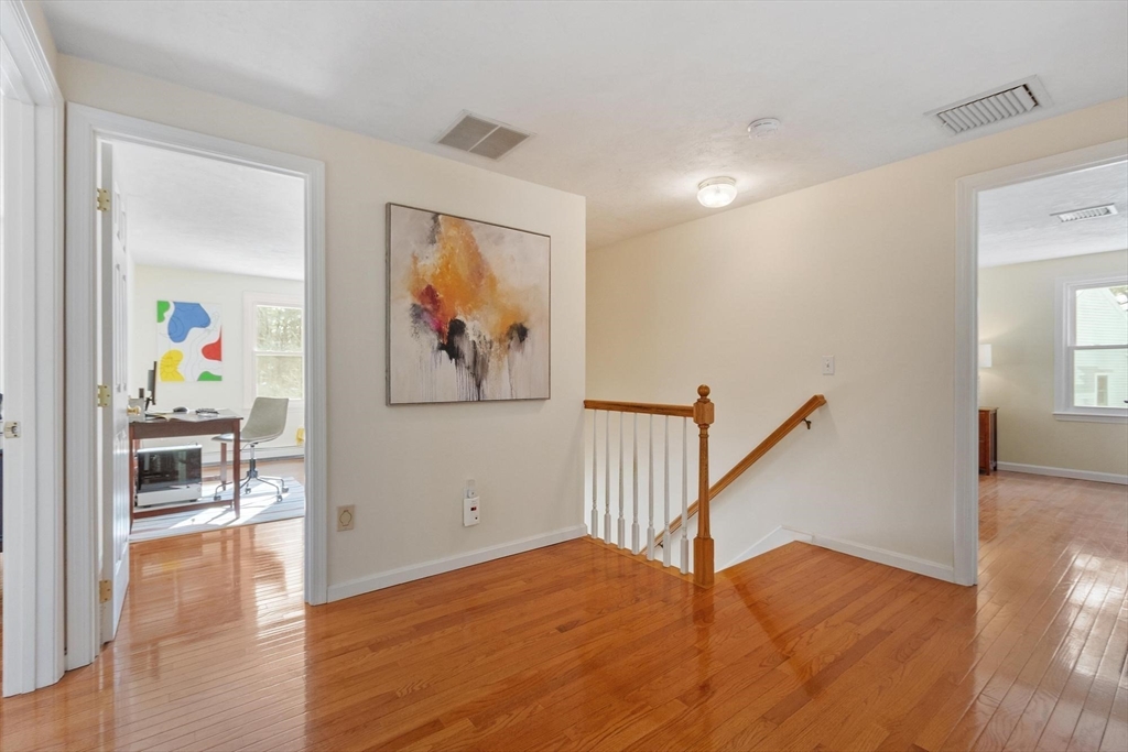 5 Perkins Lane