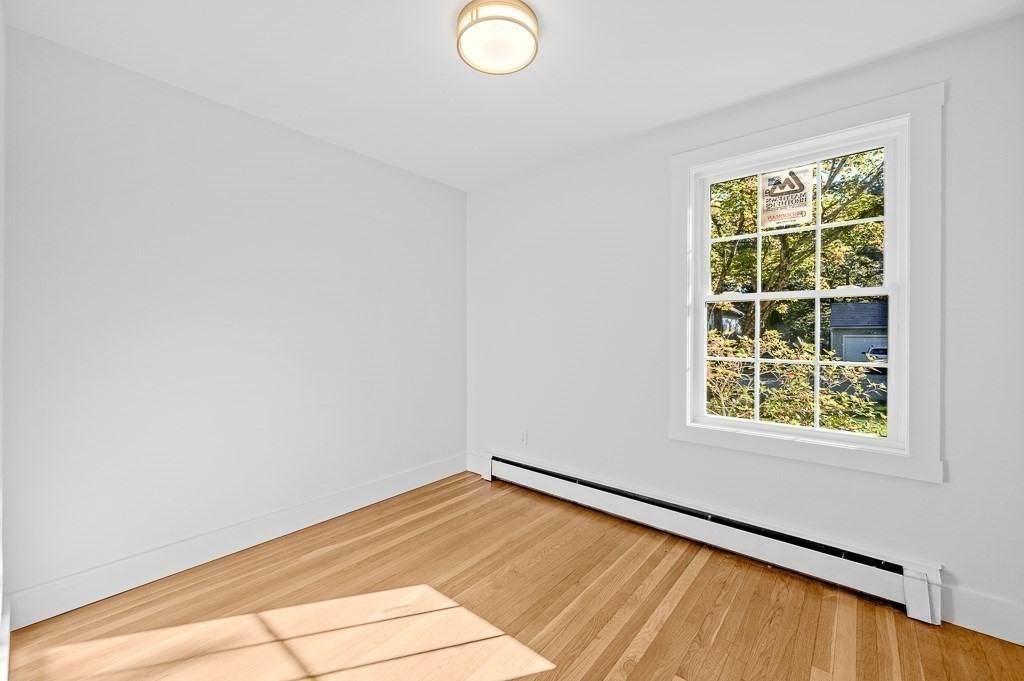 11 Great Lake Dr