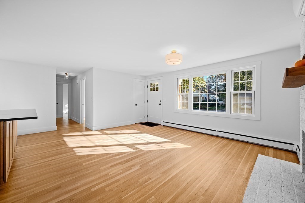 11 Great Lake Dr