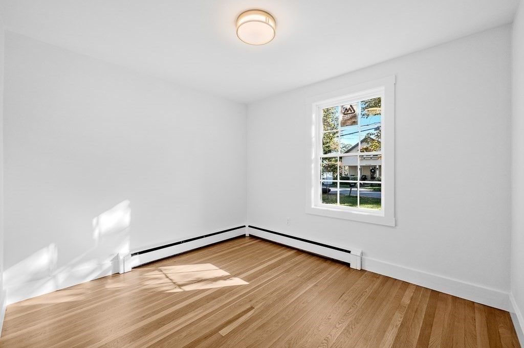11 Great Lake Dr
