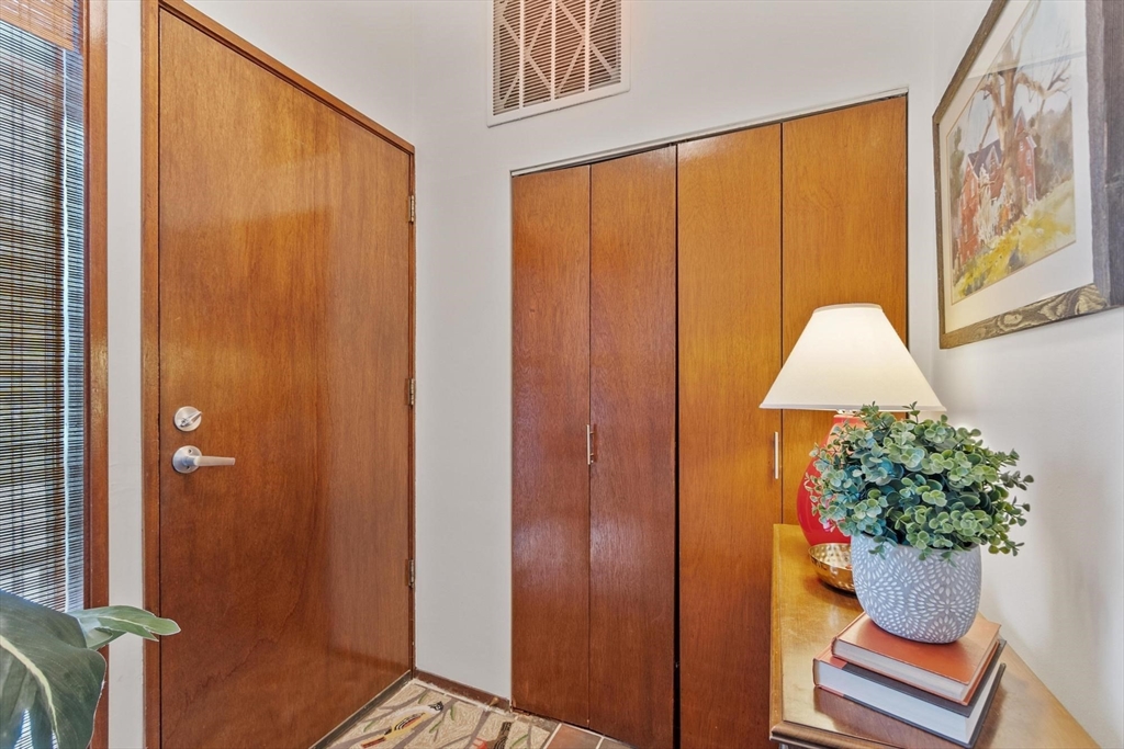 262 Brown Bear Crossing # 262