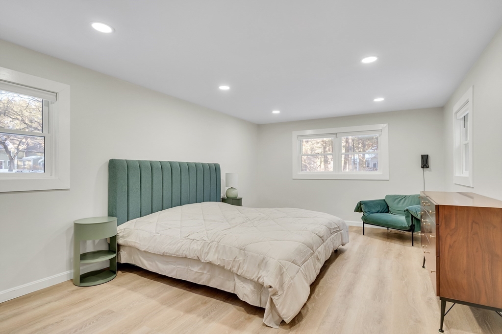 50 Acton Rd