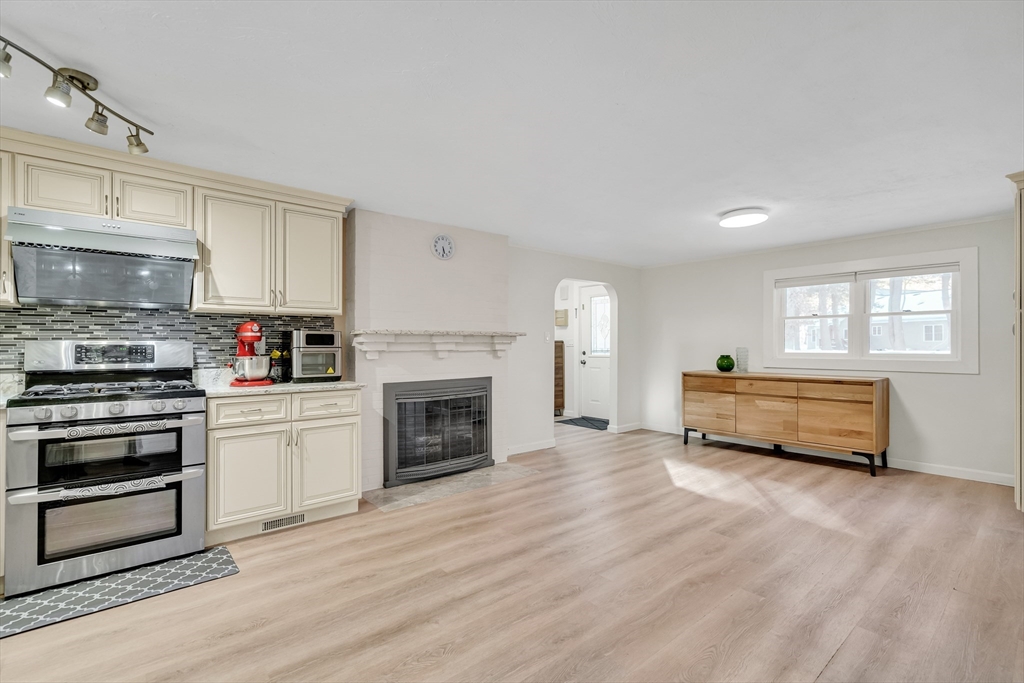 50 Acton Rd