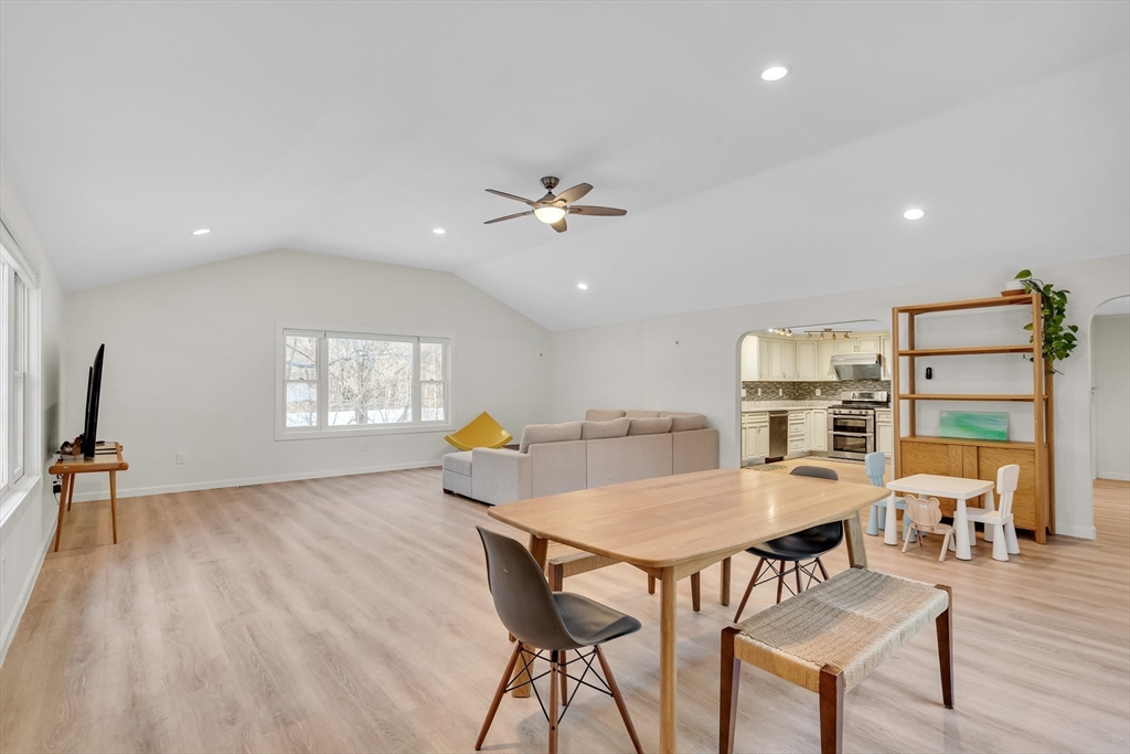 50 Acton Rd