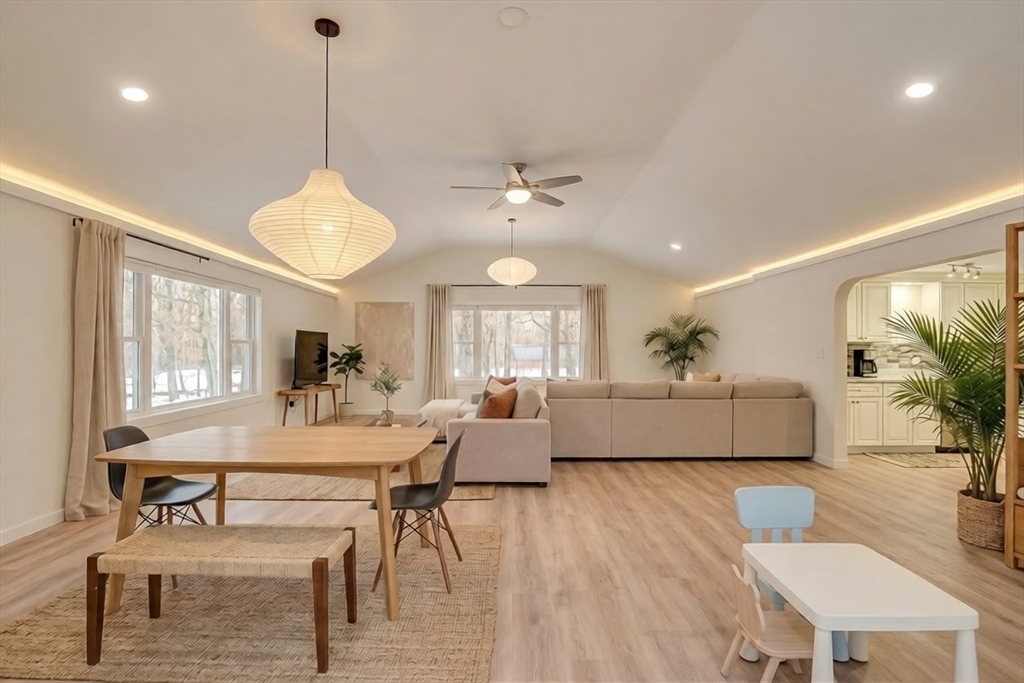 50 Acton Rd