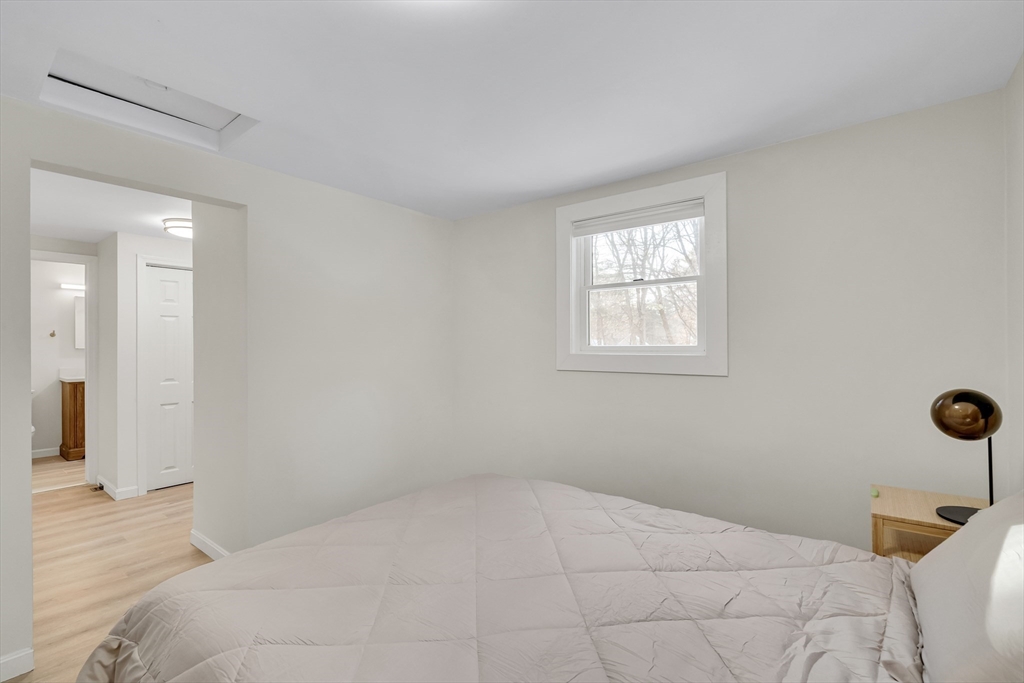 50 Acton Rd