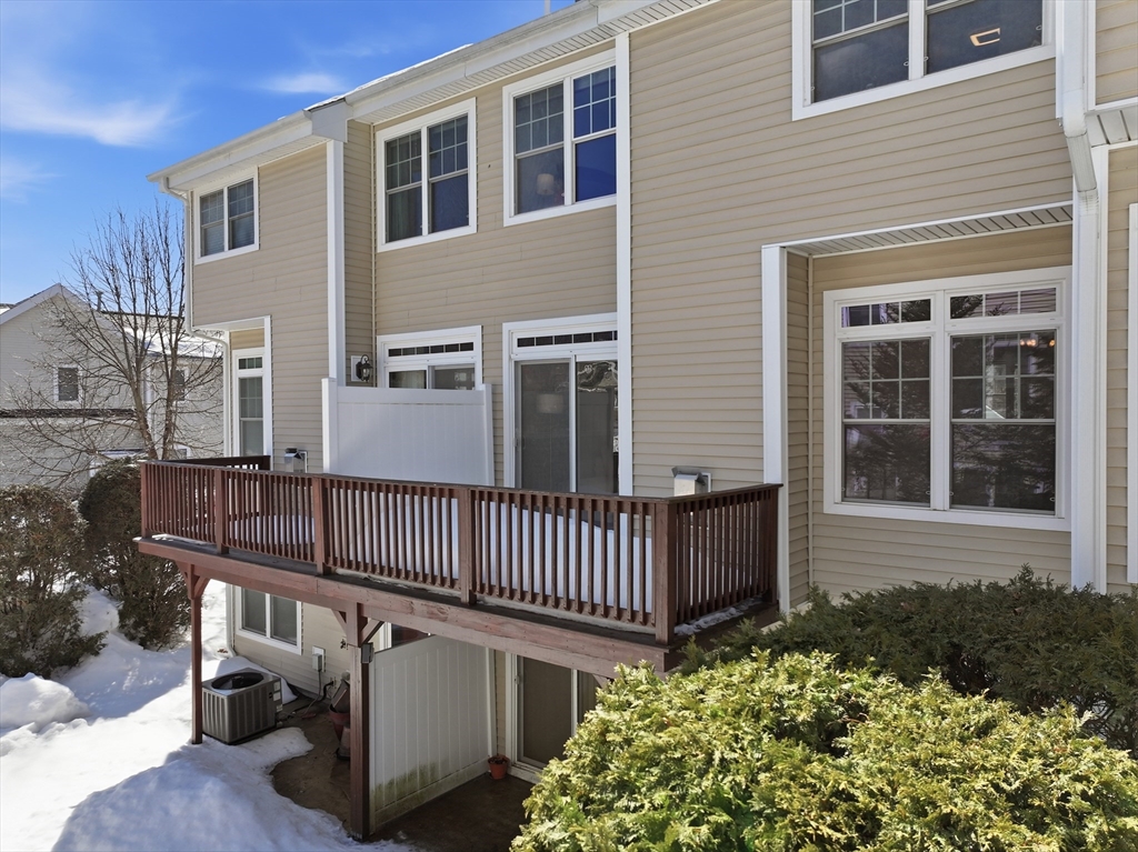 5 Lincoln Ln # 5