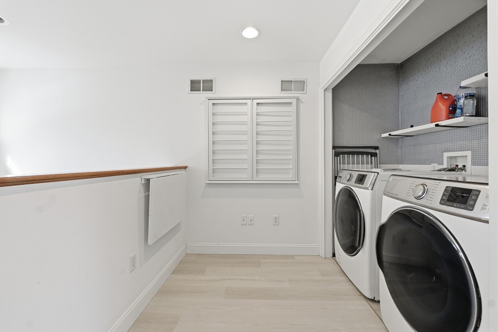5 Lincoln Ln # 5