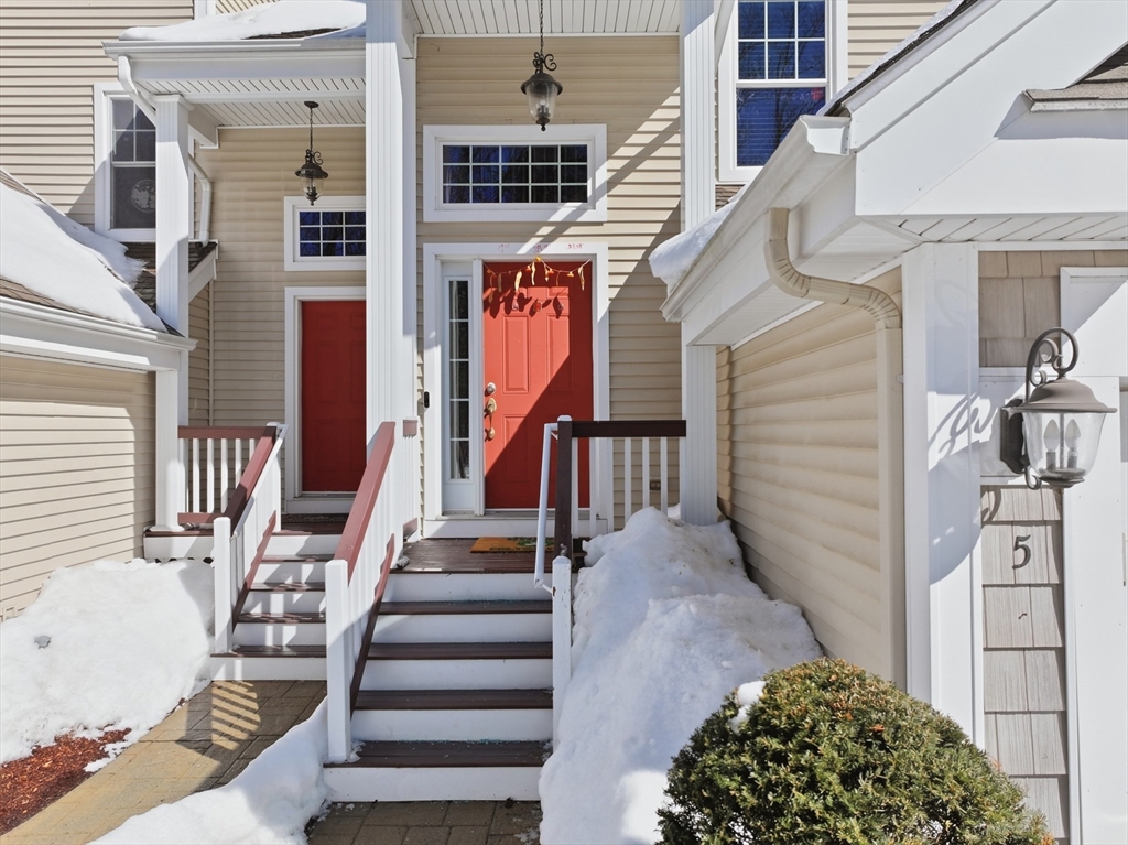 5 Lincoln Ln # 5