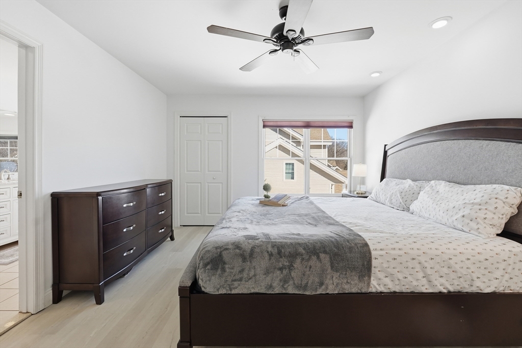 5 Lincoln Ln # 5