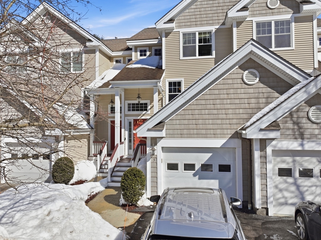 5 Lincoln Ln # 5