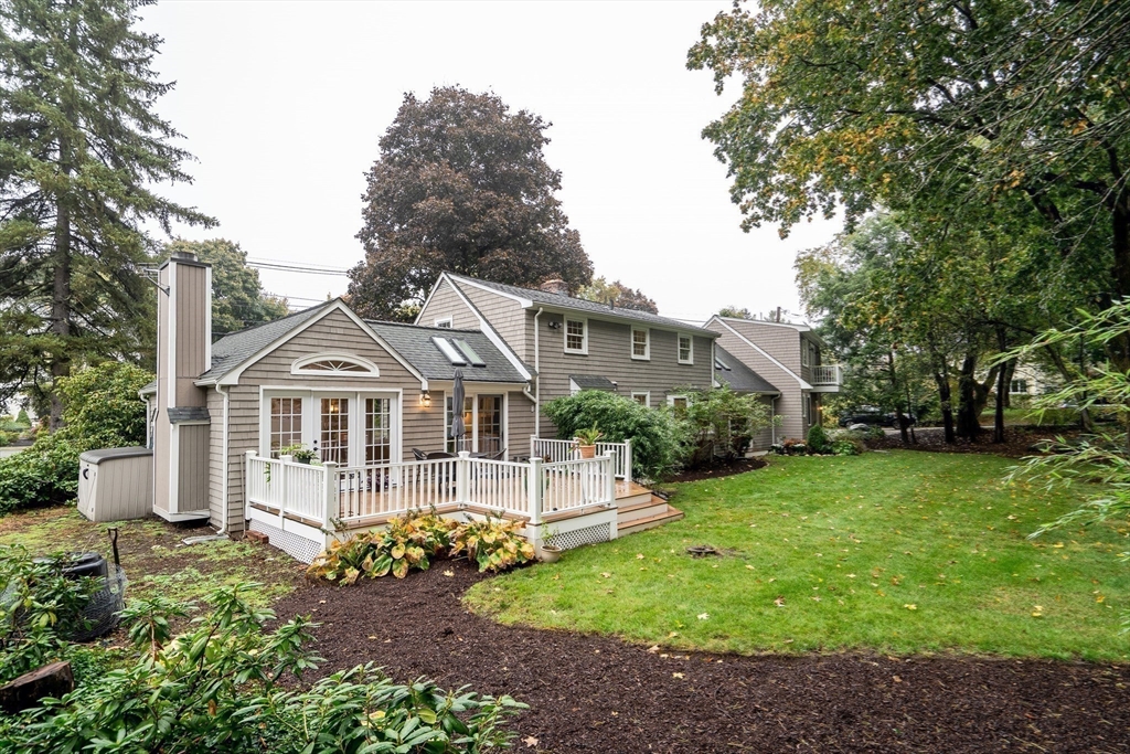 2270 Massachusetts Ave