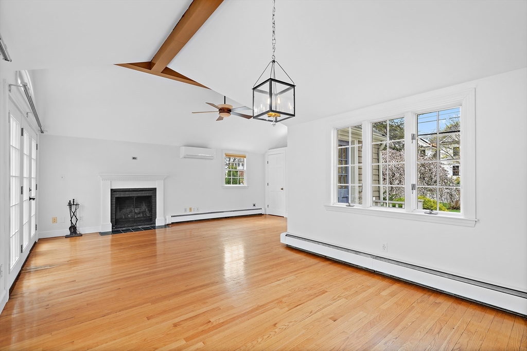 2270 Massachusetts Ave
