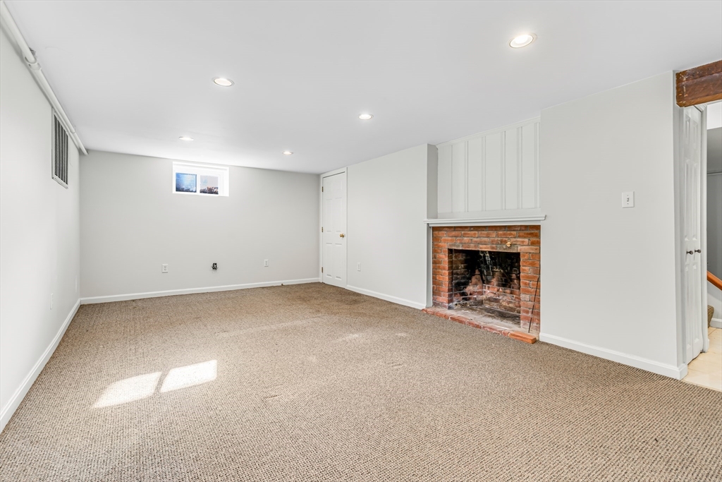 2270 Massachusetts Ave