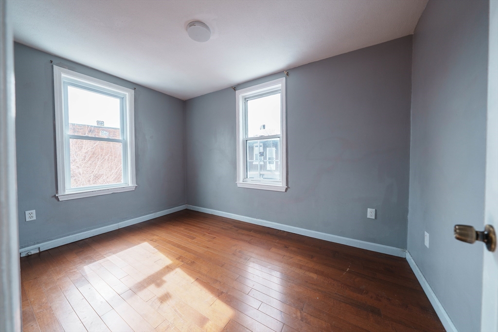 37 Maverick St