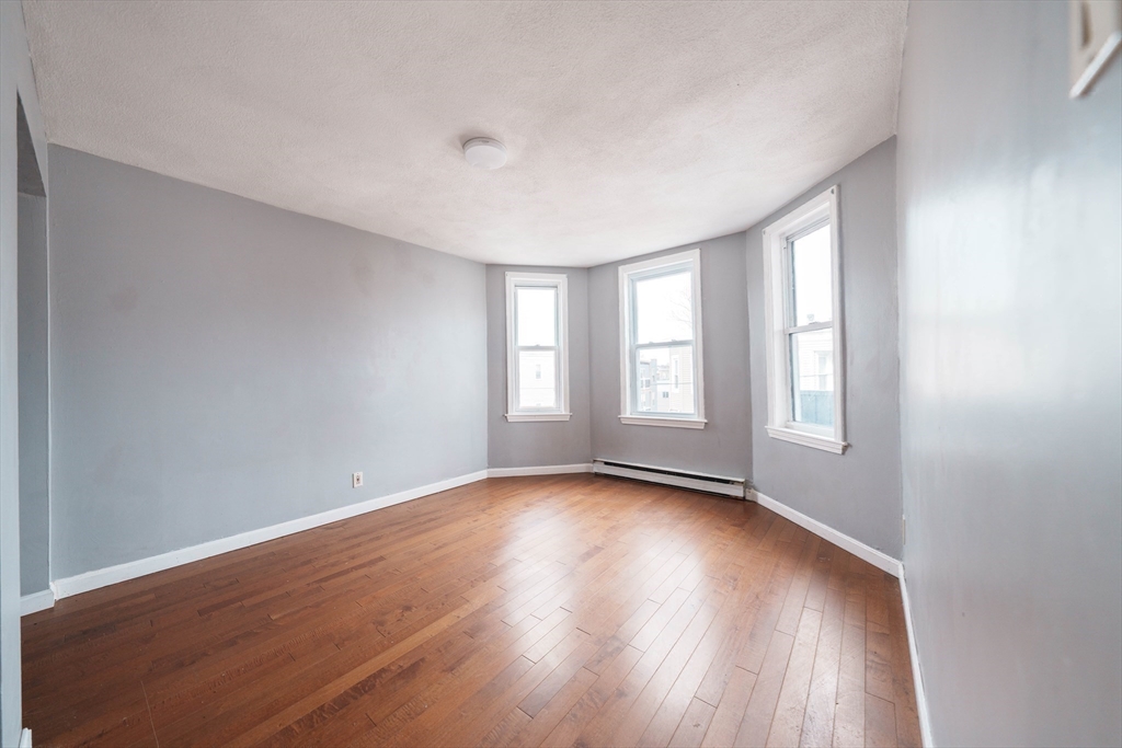 37 Maverick St