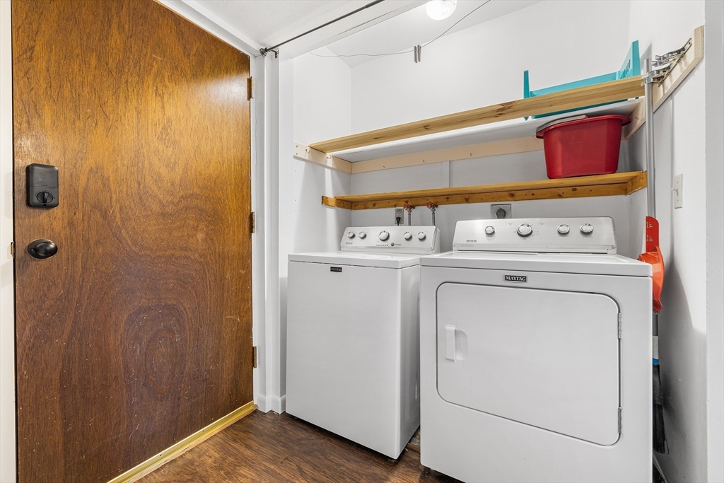 6 Jessica Dr Unit: E
