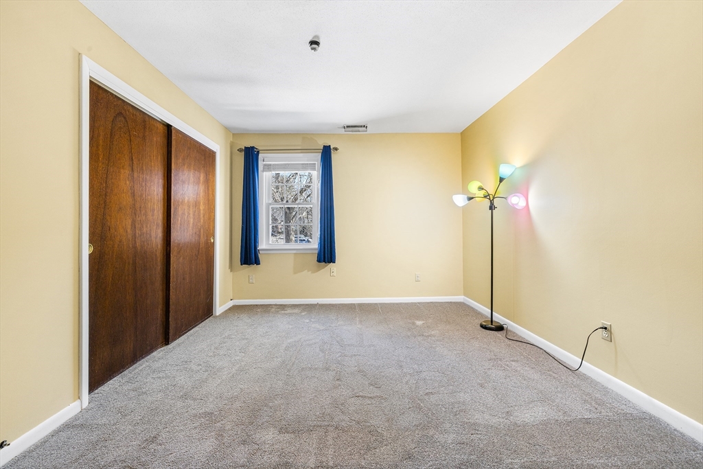 6 Jessica Dr Unit: E